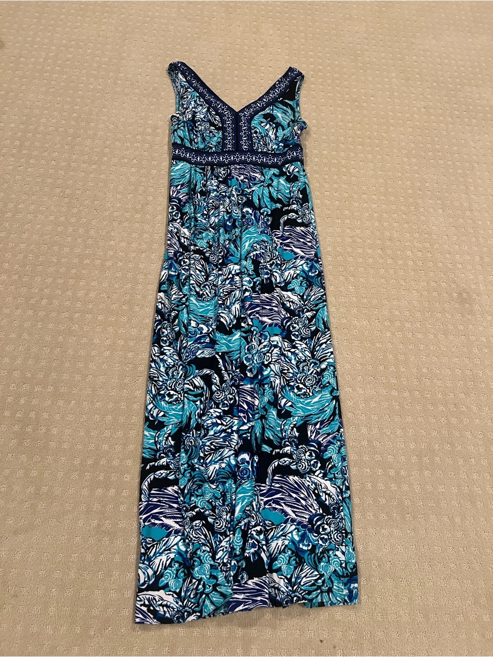 Sleeveless Blue Floral V-Neck Maxi Dress